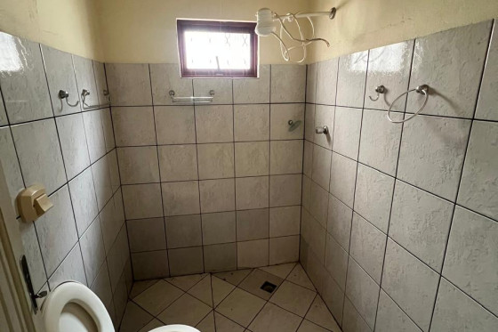 Casa à venda - 500m² - Umuarama-PR