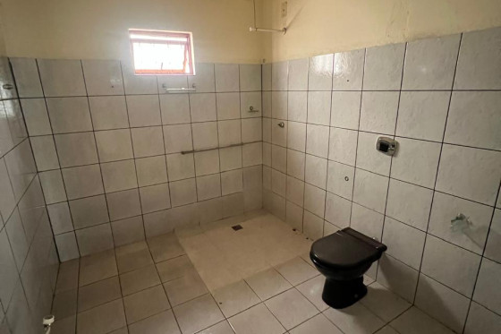 Casa à venda - 500m² - Umuarama-PR